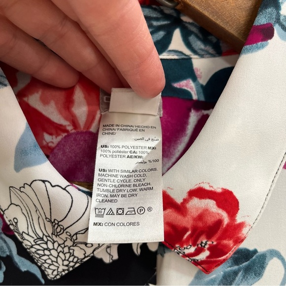 Chicos rose print tunic blouse top button up long sleeve color block 2 US 12/14 - Picture 9 of 10